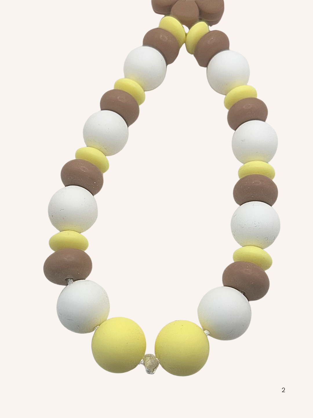 Chaine de téléphone fleur brune & perles jaune beurre